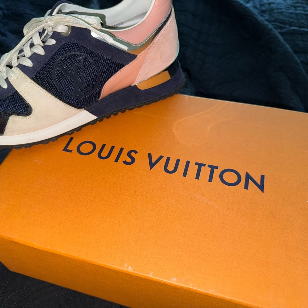 Louis Vuitton Multicolor Sneakers